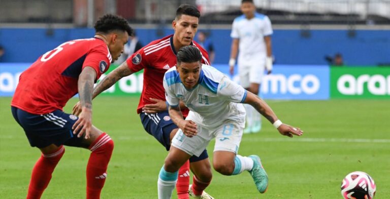 Honduras-vs-Costa-Rica-en-eliminatorias